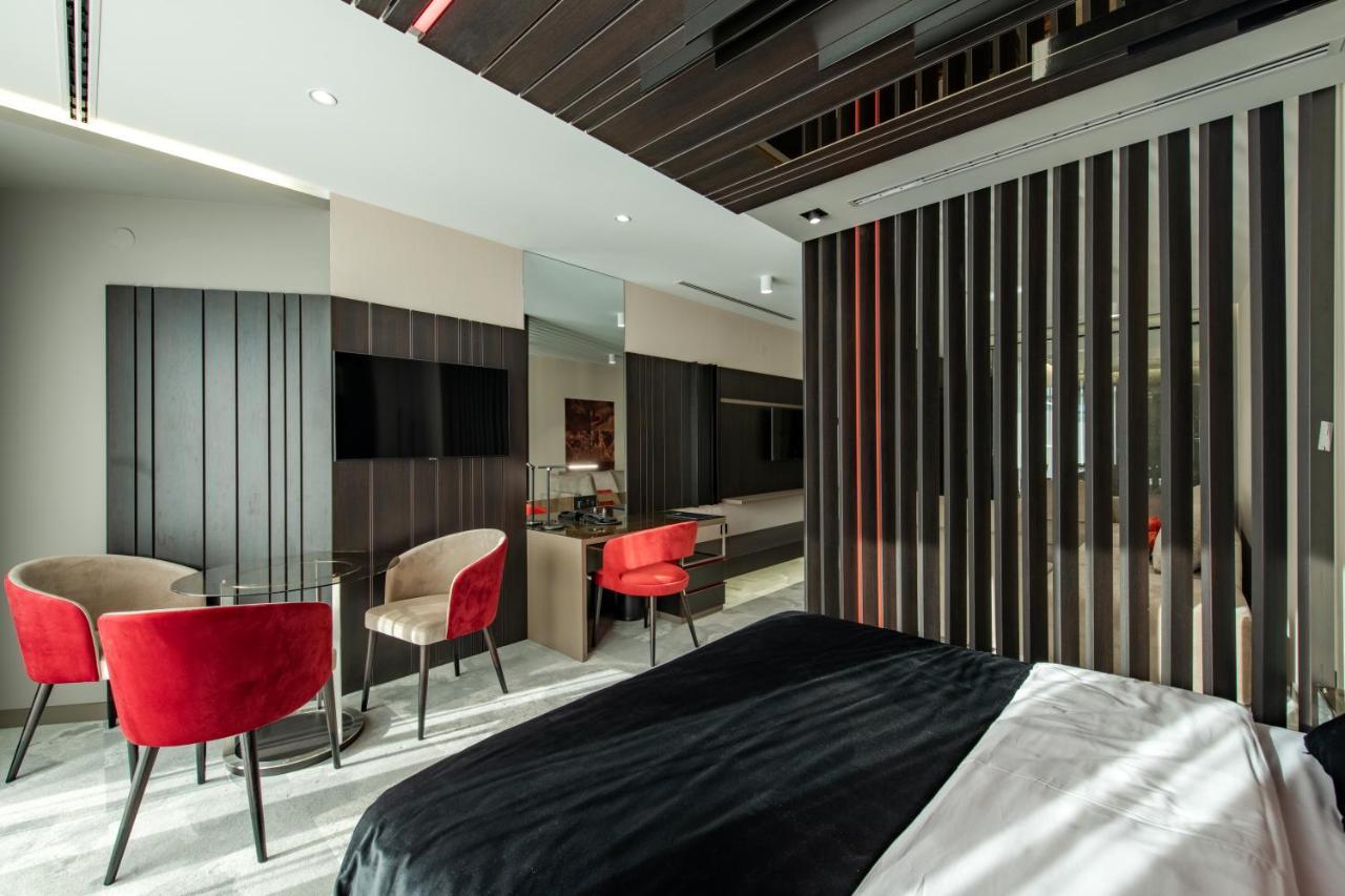 Hotel Zeneva Lux Kragujevac Exteriör bild