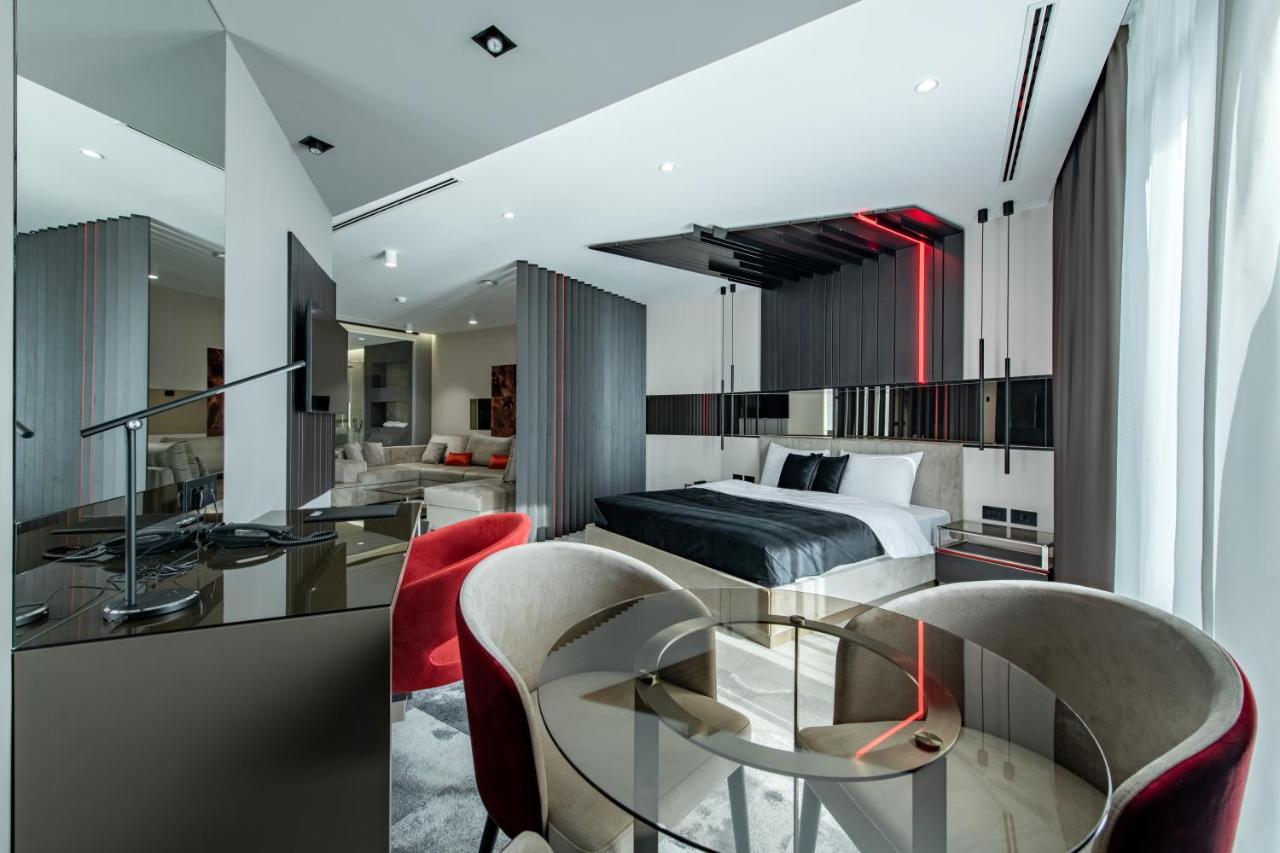 Hotel Zeneva Lux Kragujevac Exteriör bild