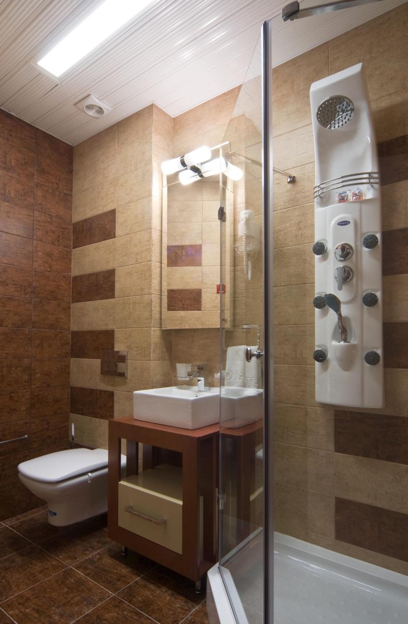 Hotel Zeneva Lux Kragujevac Exteriör bild