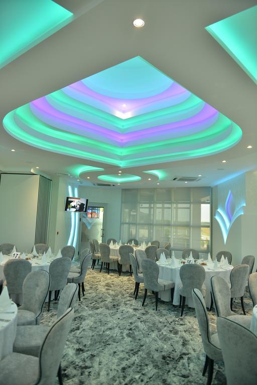 Hotel Zeneva Lux Kragujevac Exteriör bild